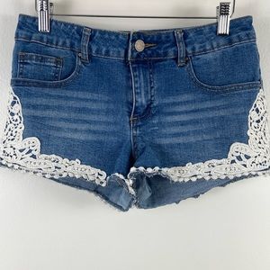 ✨3/$25✨ Urban Heritage Crochet Detailed Denim Shorts - 7